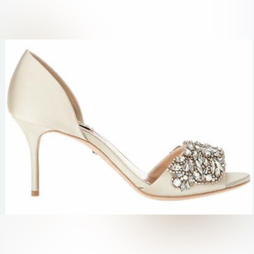 Badgley Mischka Womens Hansen Ivory Satin D’orsays Size 10